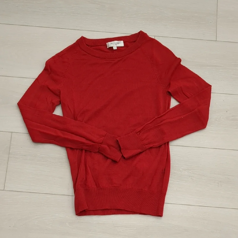 christmas sweater Selected Femme Wool Blend Vibrant Red Women's Crew  Sweater - Picture 2 of 3